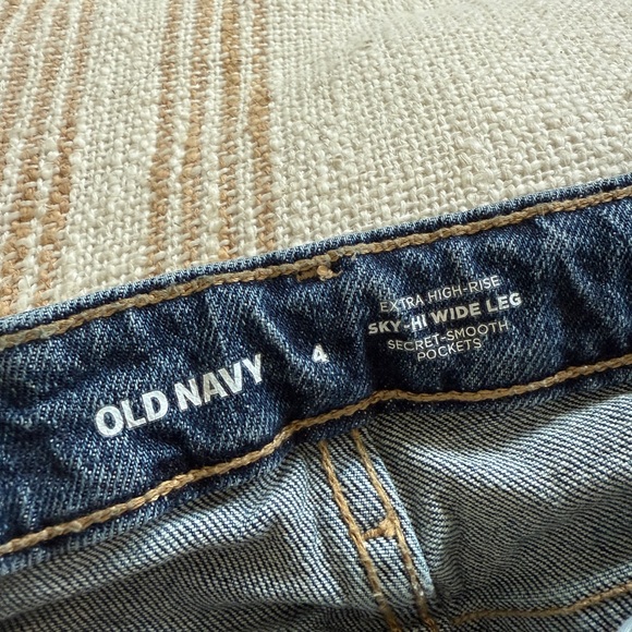 Size 4 Sky-High Wide Leg Jeans - Picture 4 of 5